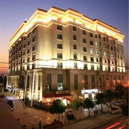 Radiance Hotel Shanghai Buitenkant foto