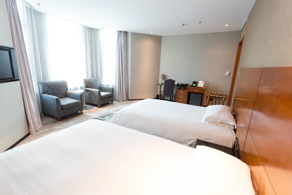 Radiance Hotel Shanghai Buitenkant foto