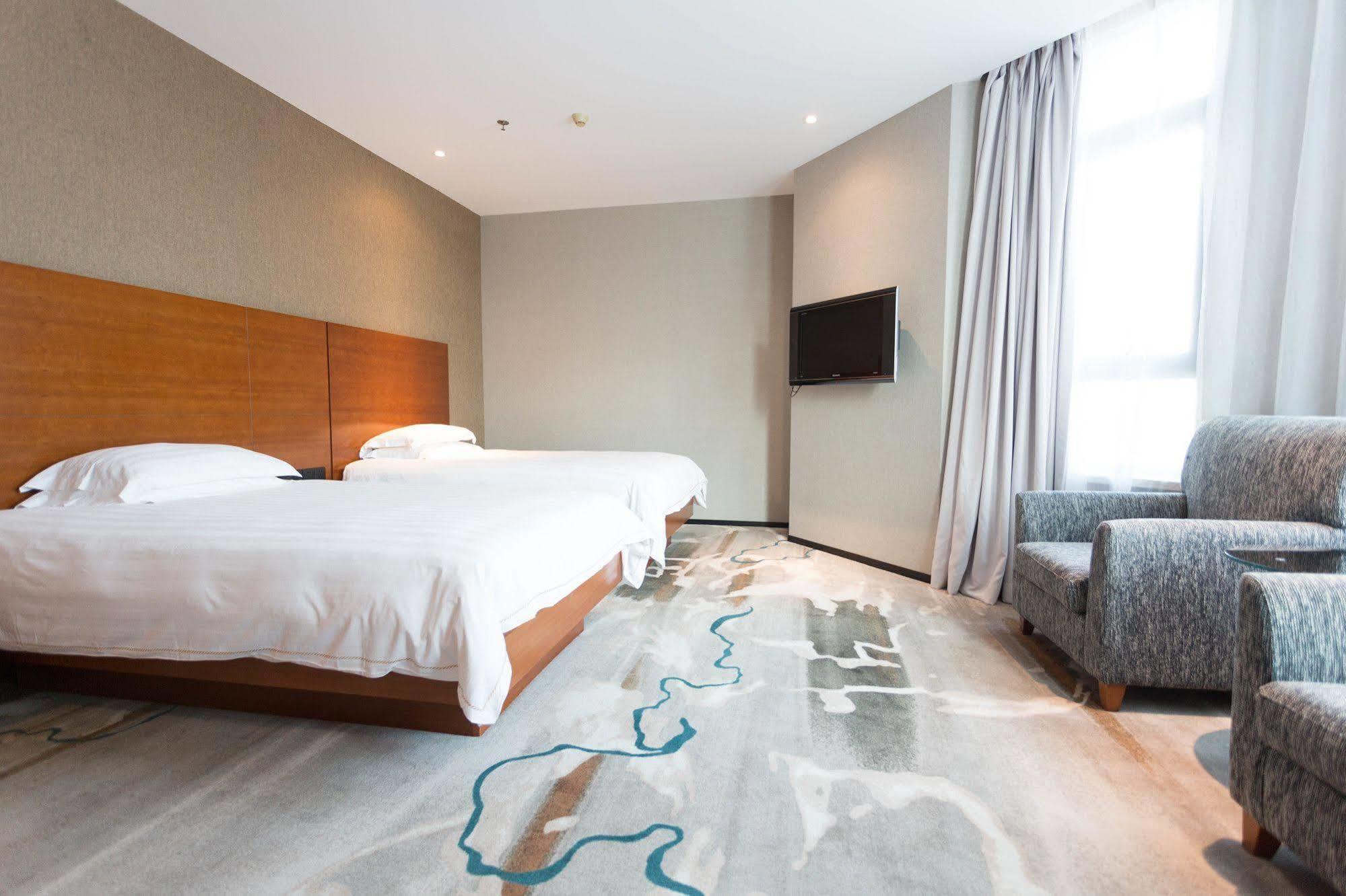 Radiance Hotel Shanghai Buitenkant foto